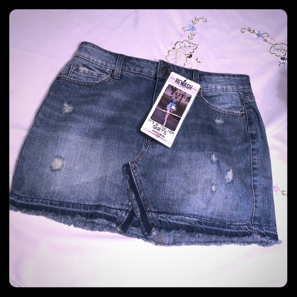 Levi mini skirt